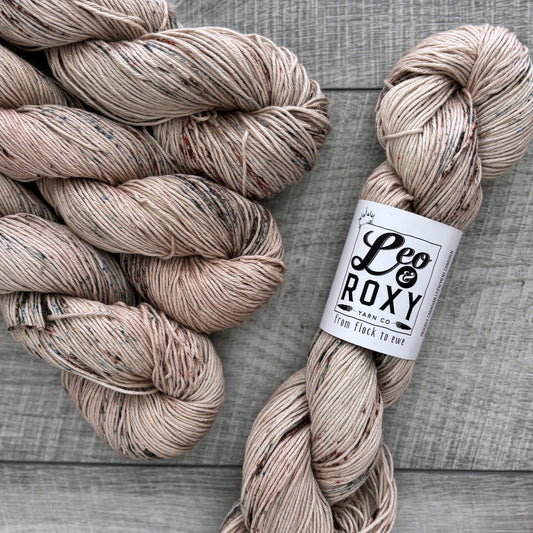 Ain't No Specks On Us - Silk Linen DK