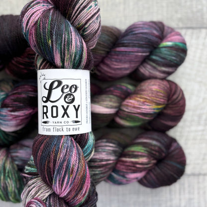Black Tulip - Sock