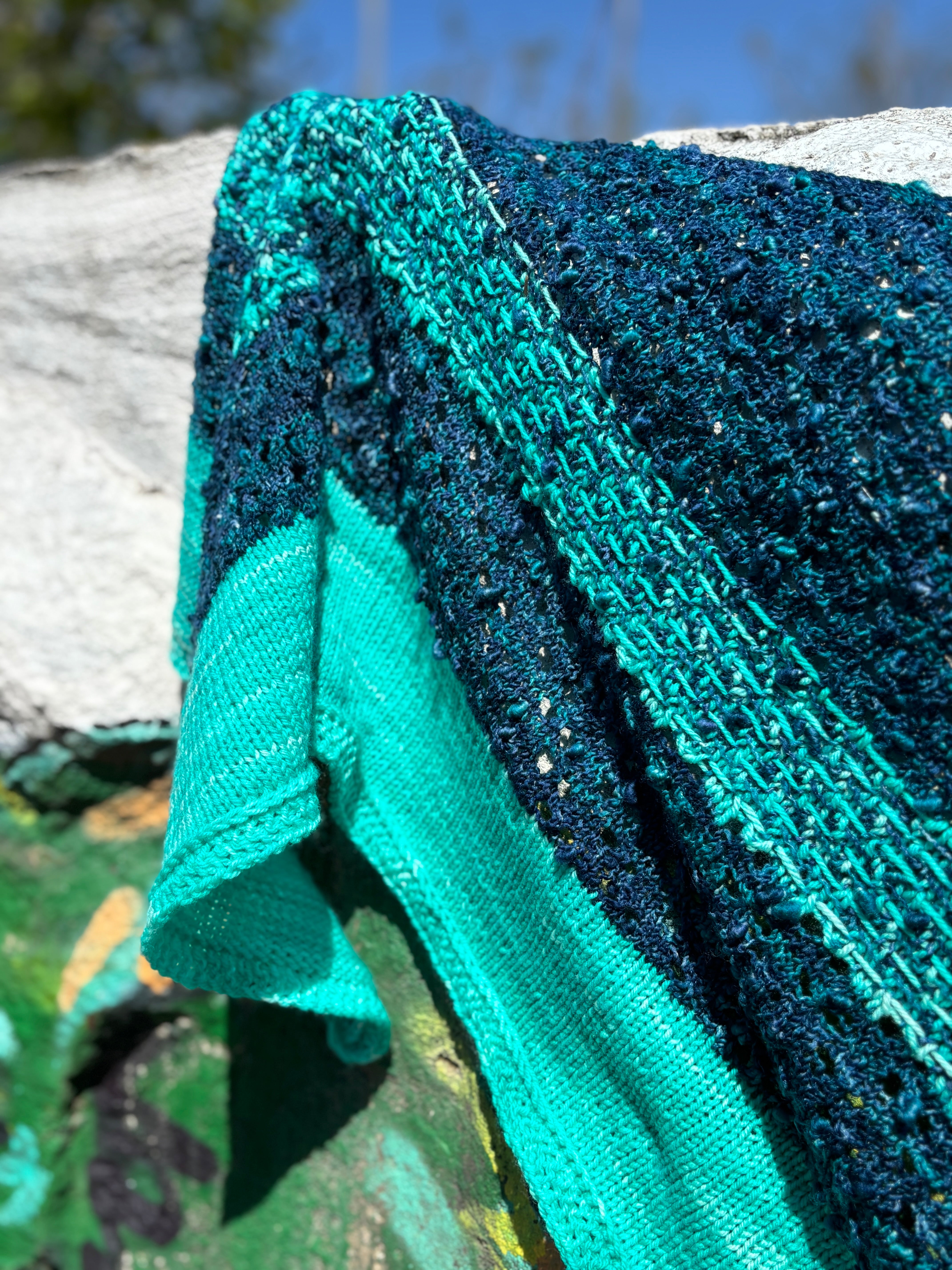 One for April Shawl - Leo & Roxy Yarn Co. Pattern – Leo and Roxy